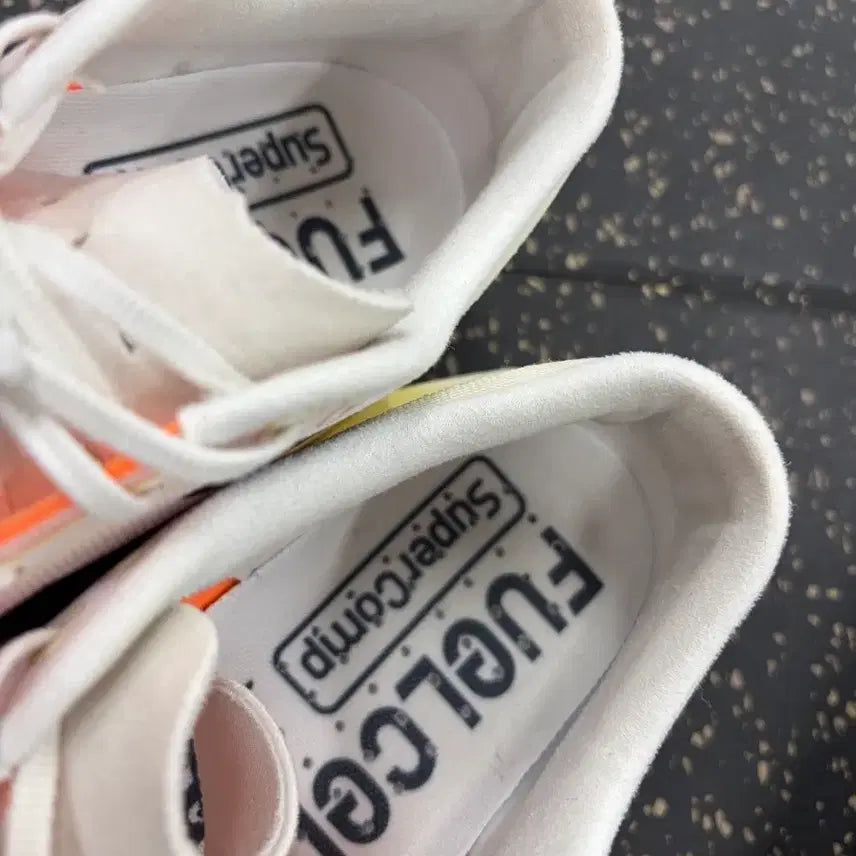 [BUNJANG] New Balance FuelCell SC Elite v4 Running Shoes 280 / 퓨어셀 SC 엘리트 v4 러닝화 280(D)