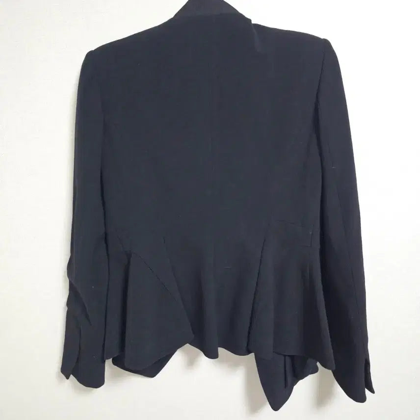 [BUNJANG] TIME POSTMODERN Peplum Asymmetrical Silhouette Jacket Wool Blend / [한섬 TIME] 타임 포스트모던 아방가르드 페플럼 자켓