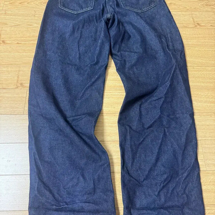 [SOLD OUT] 칼하트 청바지