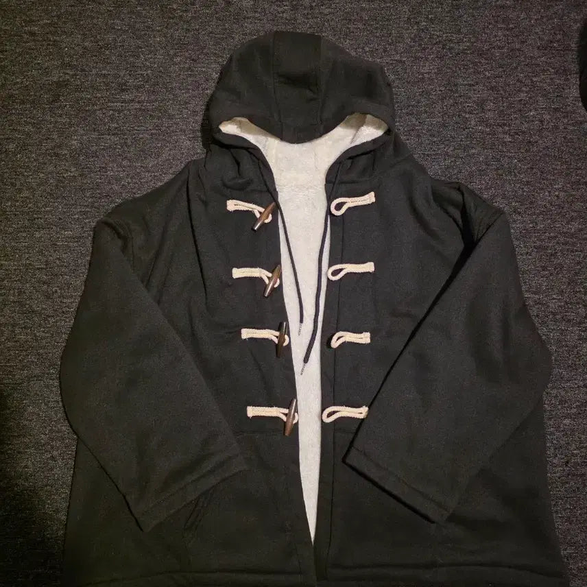 [BUNJANG] Bundle Set Winter Clothing (5 Items: Knit Hoodie, Short Duffle Coat, Knitwear) / 겨울옷 5벌 일괄 니트 후드집업, 떡볶이 숏 코트, 니트