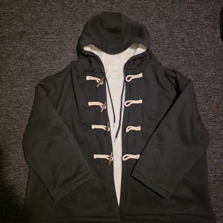 [BUNJANG] Bundle Set Winter Clothing (5 Items: Knit Hoodie, Short Duffle Coat, Knitwear) / 겨울옷 5벌 일괄 니트 후드집업, 떡볶이 숏 코트, 니트