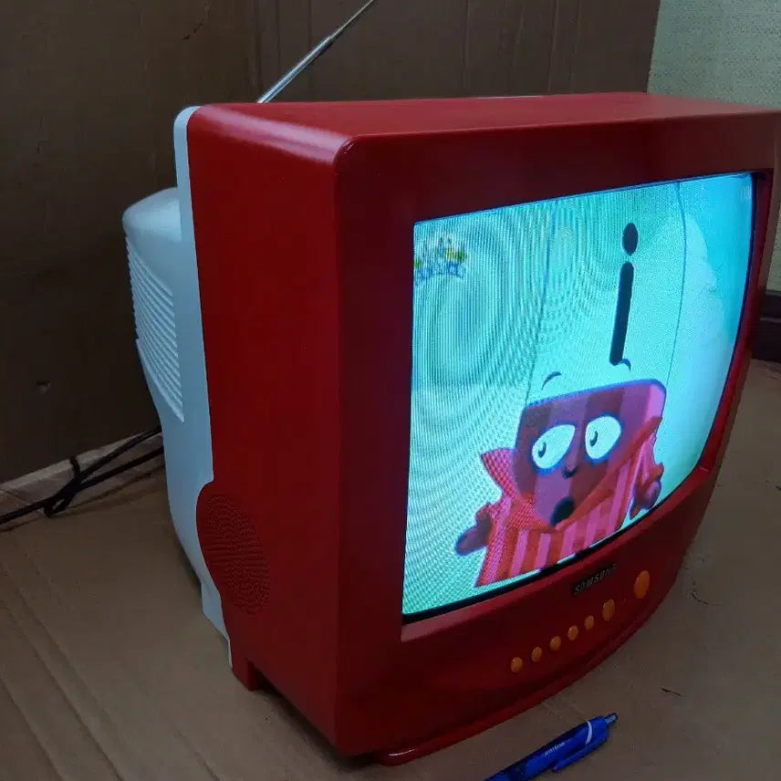 [BUNJANG] Samsung 14-Inch CRT TV Vintage Television Full Set / 삼성 14인치 브라운관 tv 빈티지 텔레비젼 영상 무한 출력 풀세트 포함