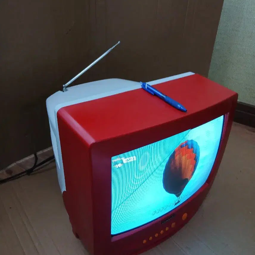 [BUNJANG] Samsung 14-Inch CRT TV Vintage Television Full Set / 삼성 14인치 브라운관 tv 빈티지 텔레비젼 영상 무한 출력 풀세트 포함