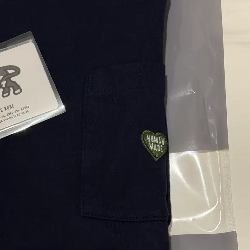 [SOLD OUT] [L]휴먼메이드 하트로고  포켓 반팔 티셔츠 네이비 새상품