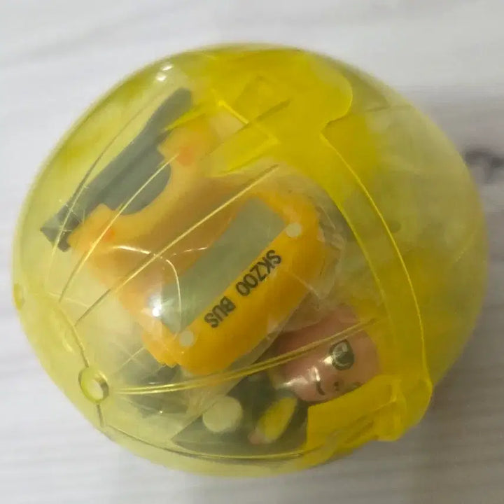 [BUNJANG] Stray Kids Changbin Dwaekki Japanese School Bus Gacha Sealed / 스키즈 스키주 창빈 돼끼 일본 스쿨버스 가챠 미개봉 판매
