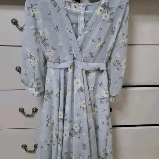 [BUNJANG] Sky Blue Floral Wrap Long Dress / 하늘색 꽃무늬 롱 원피스