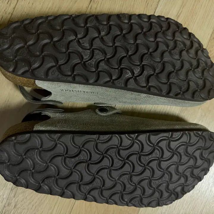 [BUNJANG] Birkenstock Tokio Suede Leather Taupe Regular / 버켄스탁 토키오 스웨이드 레더 토프 레귤러