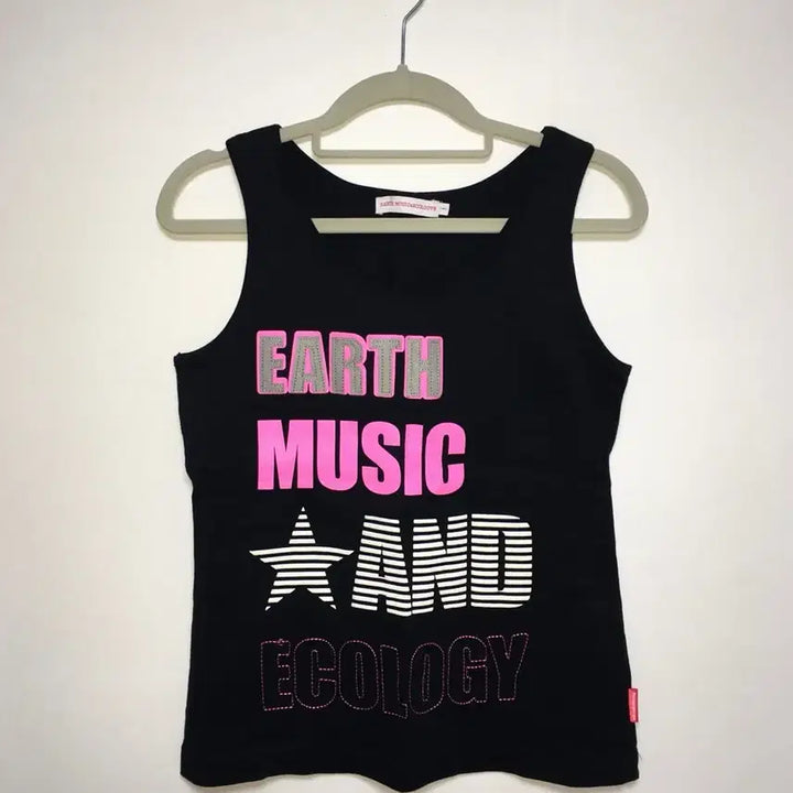 [BUNJANG] Earth Music &amp; Ecology Sleeveless Top / 어스뮤직 펑크 슬리브리스 나시 팝갸루 오네갸루 하라주쿠