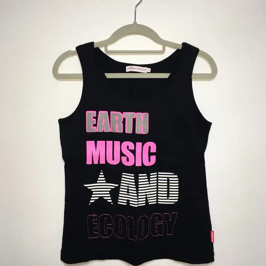 [BUNJANG] Earth Music &amp; Ecology Sleeveless Top / 어스뮤직 펑크 슬리브리스 나시 팝갸루 오네갸루 하라주쿠