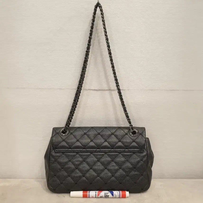 [BUNJANG] Lovecat Quilting Chain Shoulder Bag Crossbody Bag Black / 러브캣 퀼팅 체인 숄더백 크로스백 블랙