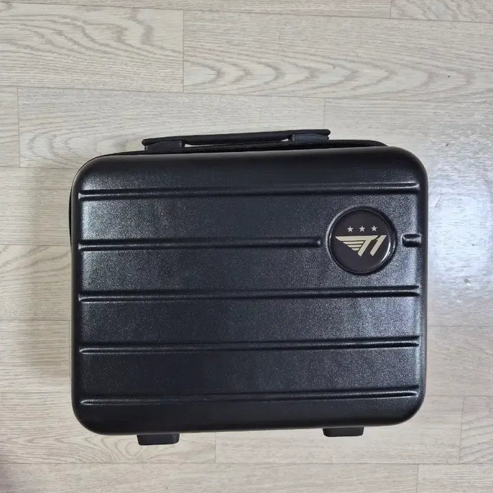 [BUNJANG] T1 Team Luggage Carrier / T1 티원 캐리어