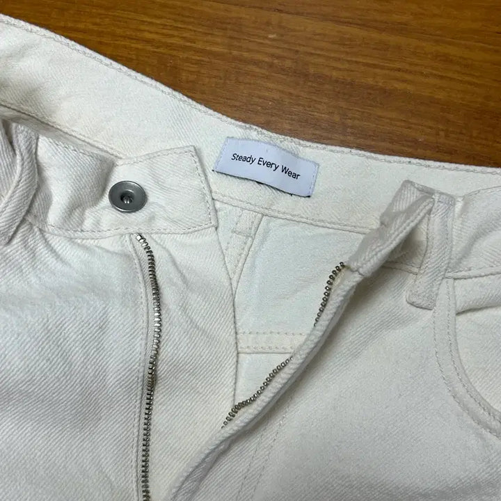 [BUNJANG] Steadyeverywhere SEW Regular Straight Denim Pants Size 2 / 스테디에브리웨어 SEW 레귤러 스트레이트 데님 팬츠 2