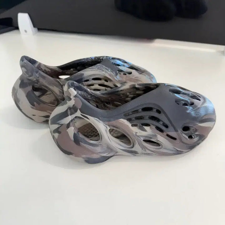 [BUNJANG] Adidas Yeezy Foam Runner / 아디다스 이지 폼러너 220~230mm