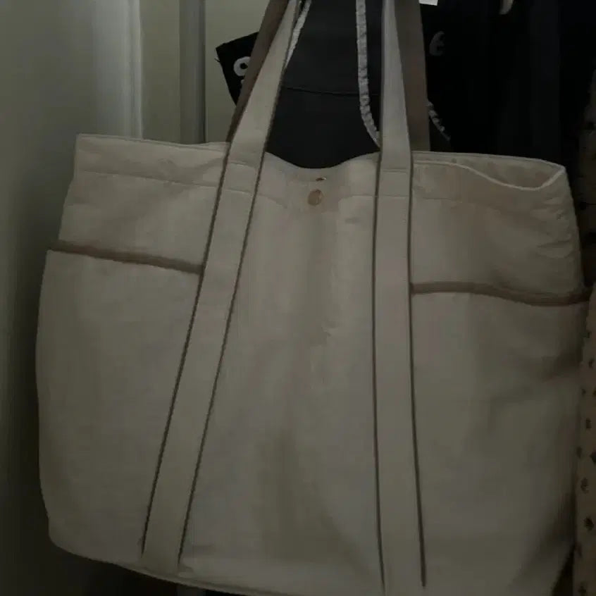 [BUNJANG] Lululemon Daily Multi-Pocket Tote Bag 20L / 데일리 멀티 포켓 토트백 20L 룰루레몬