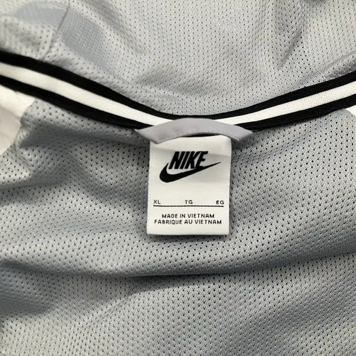 [BUNJANG] Nike Windbreaker XL / 나이키(NIKE) 바람막이 XL(80)