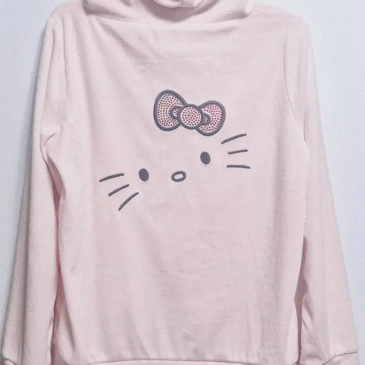 [BUNJANG] Vingirl x Hello Kitty Velvet Set Up / !가격 제안O! vingirl hello kitty 벨벳 셋업 일브 대장