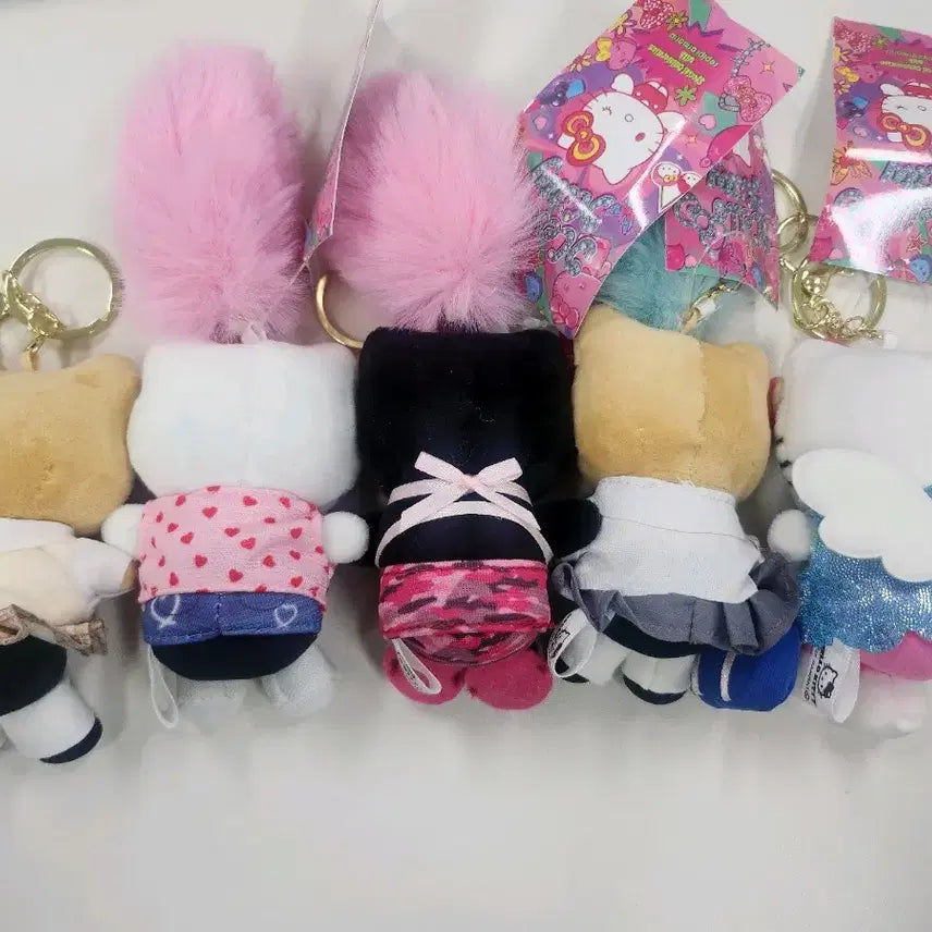 [BUNJANG] Sanrio Hello Kitty Special Doll Keychain / 산리오 헬로키티 스페셜 인형 키링