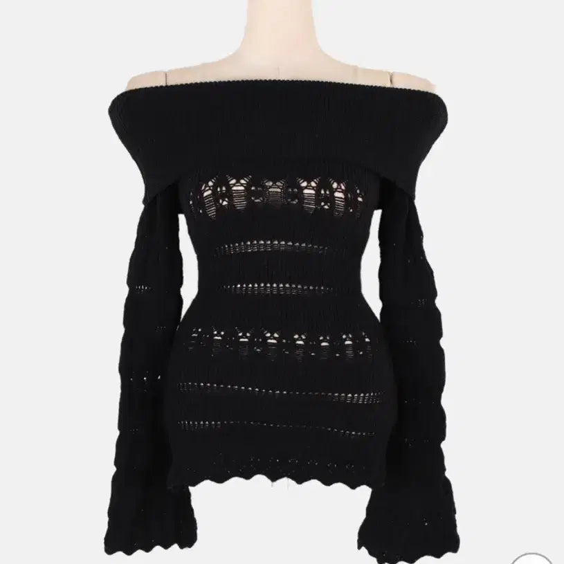 [BUNJANG] Hypnotic Split Lace Off-Shoulder Knit / 히프나틱 스플릿 레이스 오프숄더 니트