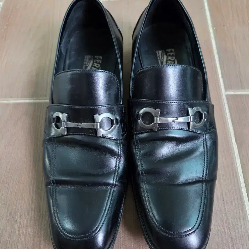 [BUNJANG] Ferragamo Black Men&