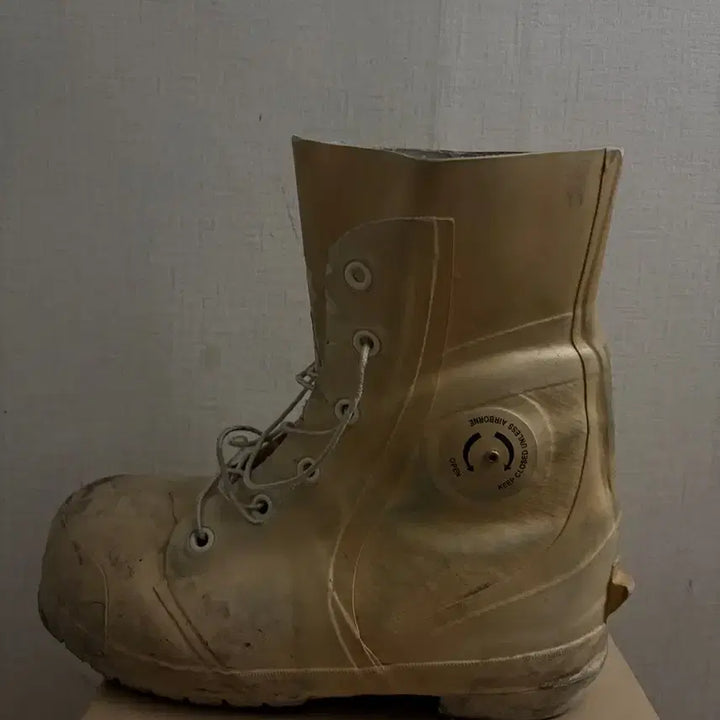 [BUNJANG] Bunny Boots Cream 270-275 / 버니부츠 (270)