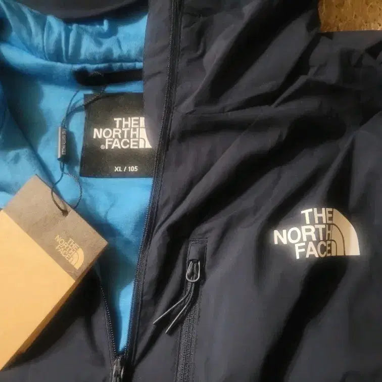 [BUNJANG] The North Face Hooded Windbreaker Jacket / 노스페이스 후드 바람막이/새상품