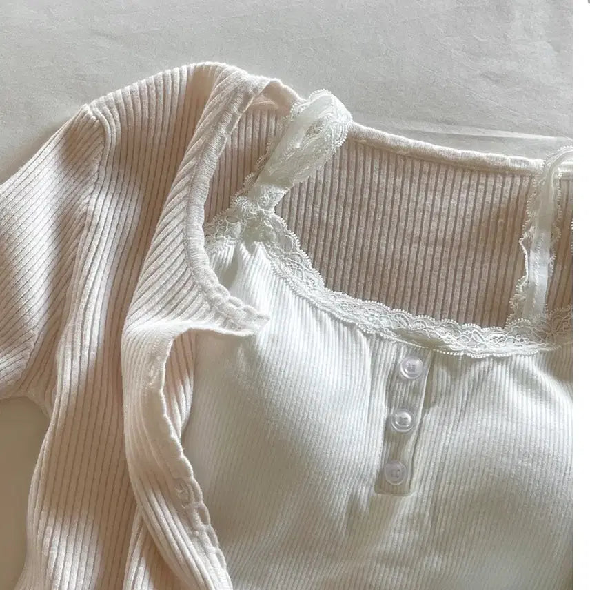 [BUNJANG] Unbranded Lace Camisole 2-Color Set / [새상품]캡 내장 레이스 나시 2color (블랙,화이트)