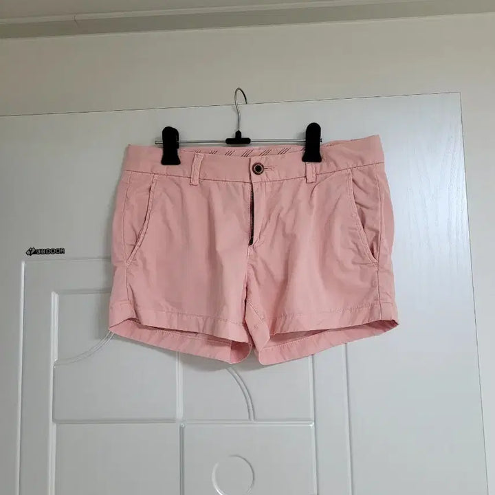 [BUNJANG] Uniqlo Pink Shorts Size 64 (Estimated Size 44-55) / 유니클로 핑크 쇼츠 64 (44추정)