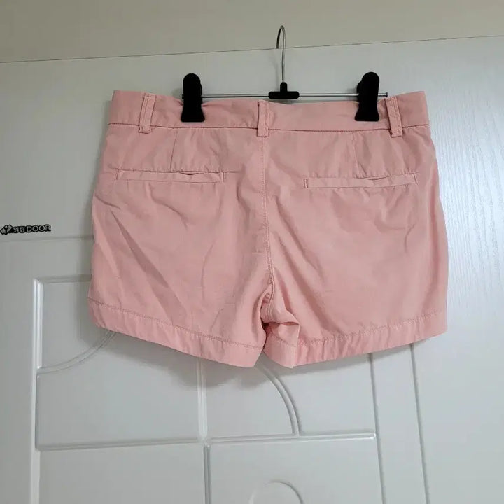 [BUNJANG] Uniqlo Pink Shorts Size 64 (Estimated Size 44-55) / 유니클로 핑크 쇼츠 64 (44추정)