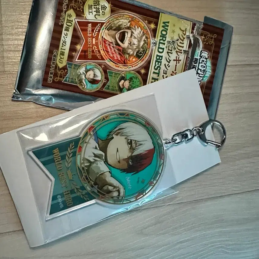 [BUNJANG] My Hero Academia Original Art Exhibition Todoroki Acrylic Keychain &amp; Open School Sticker Set / 나히아 원화전 토도로키 아크릴 키홀더 및 오픈스쿨 스티커 팝니다.