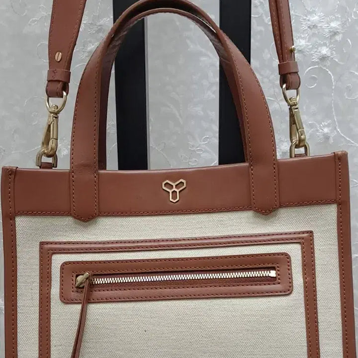 [BUNJANG] MOIETOII Tote and Crossbody Bag / MOIETOII  토트겸크로스백