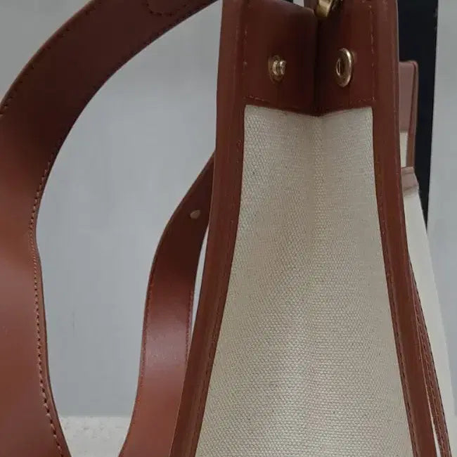[BUNJANG] MOIETOII Tote and Crossbody Bag / MOIETOII  토트겸크로스백