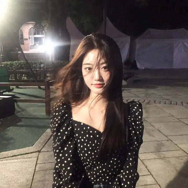 [BUNJANG] 제니오) 러블리 도트 블라우스 블랙 M 사이즈 / 제니오) 러블리 도트 블라우스 블랙 M 사이즈