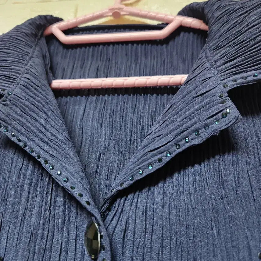 [SOLD OUT] 플리츠미 네이비 가디건