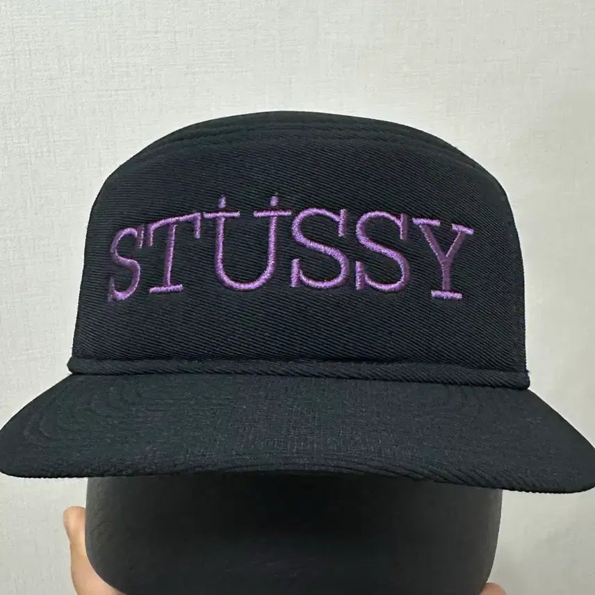 [BUNJANG] Stussy Black Snapback Cap with Purple Logo / 스투시 스냅백