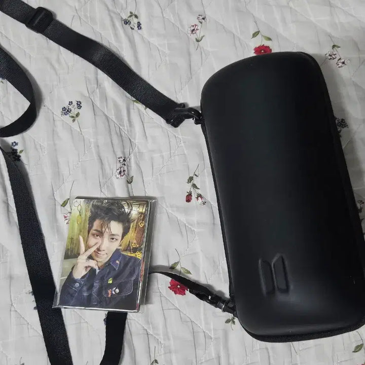 [BUNJANG] BTS ARMY BOMB Version 3 Bundle Set with Case / 방탄소년단 아미밤 버전3 + 아미밤 케이스 일괄 판매