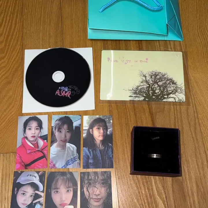 [BUNJANG] 아이유 10주년 팬미팅 역조공 음파반지 / 아이유 10주년 팬미팅 역조공 음파반지