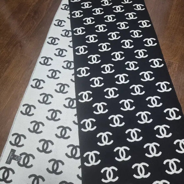 [BUNJANG] Reversible Muffler / 양면 머플러 새상품