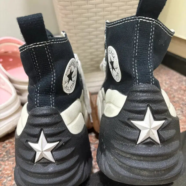 [SOLD OUT] 컨버스 런스타 모션 하이 블랙 230