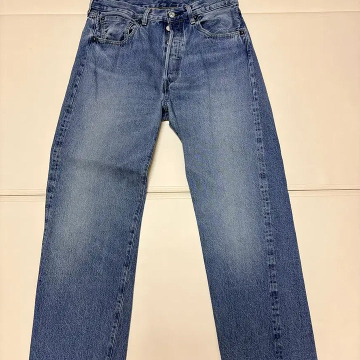 [SOLD OUT] lvc55501 도르닉 32/32판매
