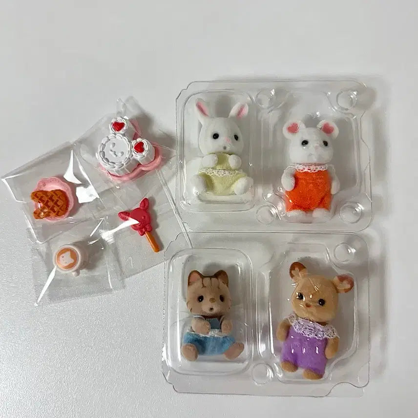 [BUNJANG] Sylvanian Families Baby Dessert Blind Bag Set / 실바니안 아기 디저트 블라인드백 사슴,눈꽃토끼 포함 4종 일괄