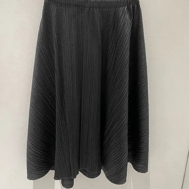 [BUNJANG] Pleats Please Antelope Skirt - Black, Size 3 / 새상품 플리츠플리즈 스커트 Antelope 블랙 3사이즈