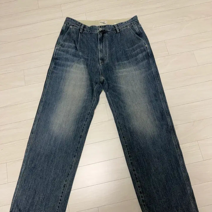 [SOLD OUT] 러프사이드 드레이프 데님 미디엄블루 3사이즈