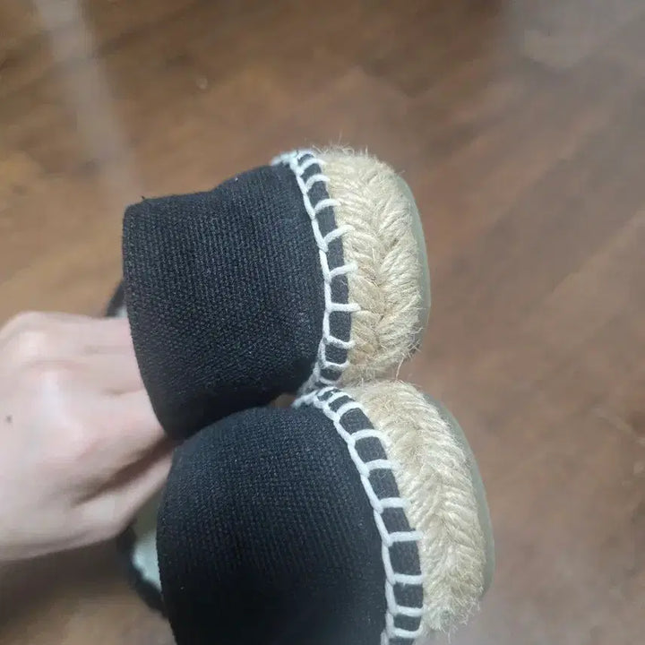 [BUNJANG] Black Slip-on Shoes Size 38 / 38사이즈 슬립온