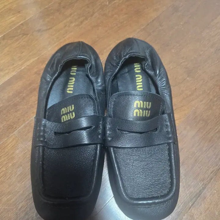 [BUNJANG] Black Leather Shoes / 38사이즈 단화