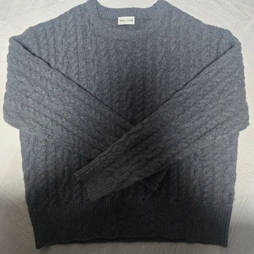 [BUNJANG] Ecor Kang Stylist Collaboration Cable Knit Grey Size 2 / 이코르 깡스타일리스트 콜라보 케이블 니트 그레이 2사이즈