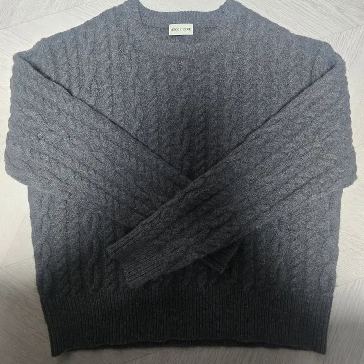 [BUNJANG] Ecor Kang Stylist Collaboration Cable Knit Grey Size 2 / 이코르 깡스타일리스트 콜라보 케이블 니트 그레이 2사이즈