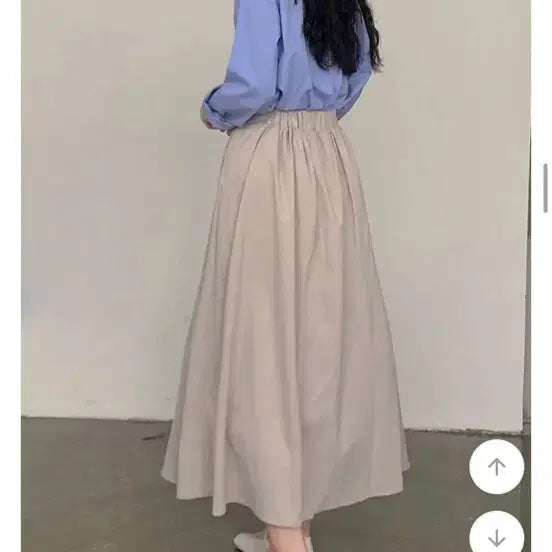 [SOLD OUT] [새제품] 플리츠 A라인 뒷밴딩 롱스커트