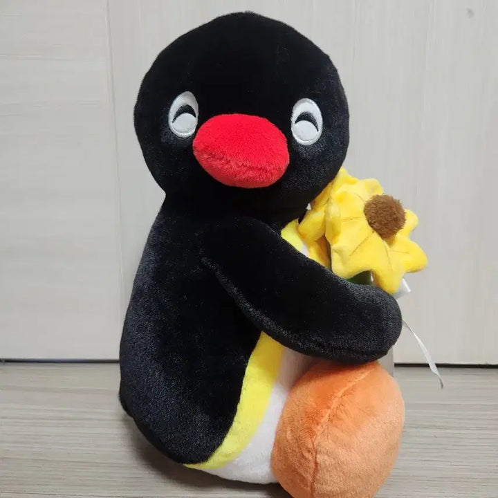 [BUNJANG] Pingu Sunflower Bouquet Plush Medium Doll / 핑구 해바라기 꽃다발 든 펭귄 봉제중형인형