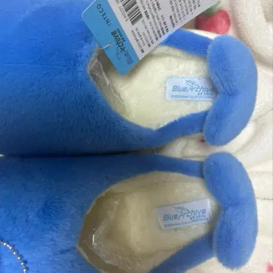 [BUNJANG] Blue Archive Hoshino Whale Slippers (Medium Size) / 블루아카이브 호시노 고래 슬리퍼 m사이즈