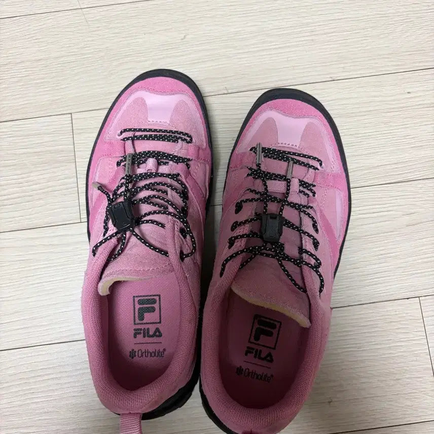 [BUNJANG] Fila Melvis Suede Sneakers / 휠라 멜비스 240